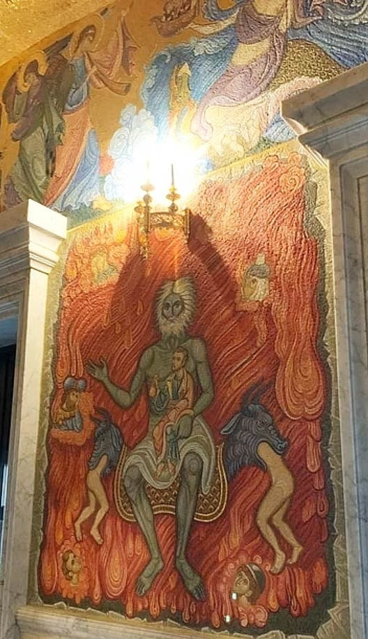 In the new Annunciation Cathedral in Diveevo, which Patriarch Kirill recently consecrated, there is such a fresco. How to understand this? - Cult, Priests, Kripota, Longpost