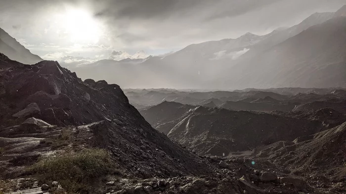 Rain on the glacier - My, Mobile photography, The mountains, Inylchek, Kyrgyzstan, Travels, Tourism