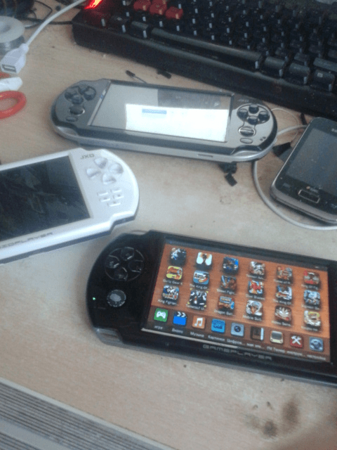 Chinese Vita for enthusiasts from 2012: Review of the jxd s5110 game console for 200 rubles - Nishtyaki, Consoles, Portable Consoles, Revival, Longpost