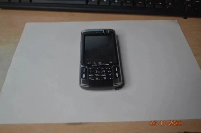 Chinese mutant from 2007. What is the Chinese Nokla 1100i capable of? I'm looking at a purchase for 250 rubles ($5) - Smartphone, Telephone, Nishtyaki, Chinese, Chinese phone, Vertical video, Longpost