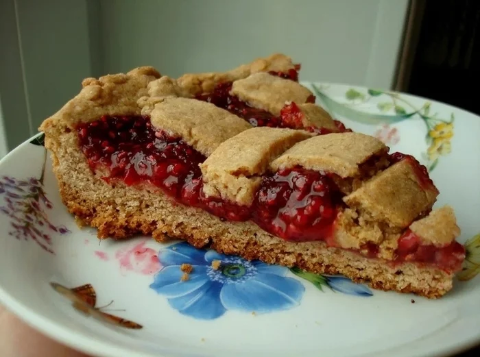 Raspberry pie! - Pie, Raspberries, Grandchildren, Bakery products