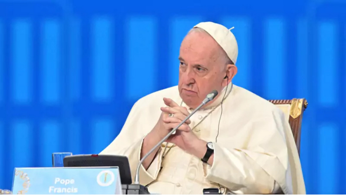 Кремль шантажирует Папу Римского записью, на которой он признаётся, что не испытывает влечения к подросткам ИА Панорама, Fake News, Папа Римский