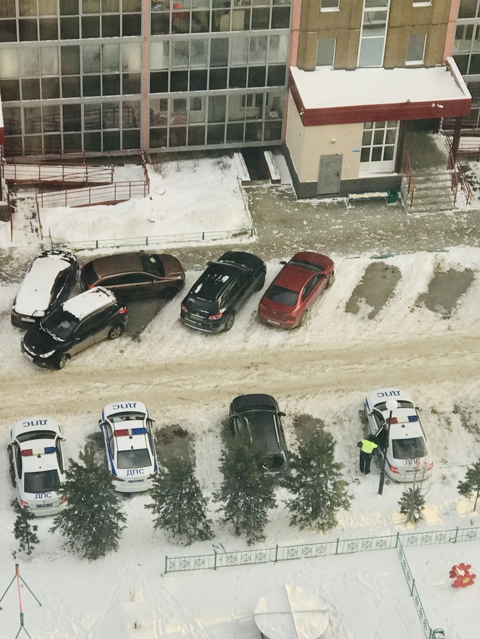 Сколько нужно машин дпс надо на одну дворовую аварию