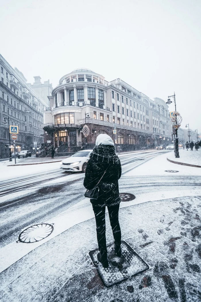 Stranger - My, Photographer, Street photography, City walk, Snowfall, Blizzard