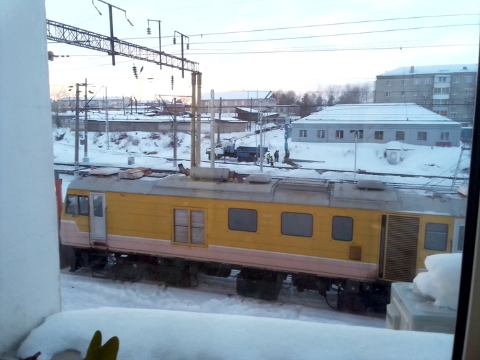 А из нашего окна...