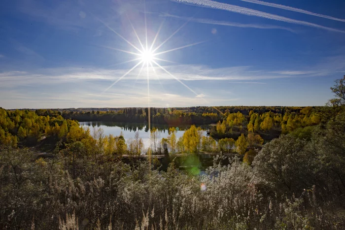 Serenity in autumn colors - My, The sun, Sky, Clouds, Lake, Autumn, Forest