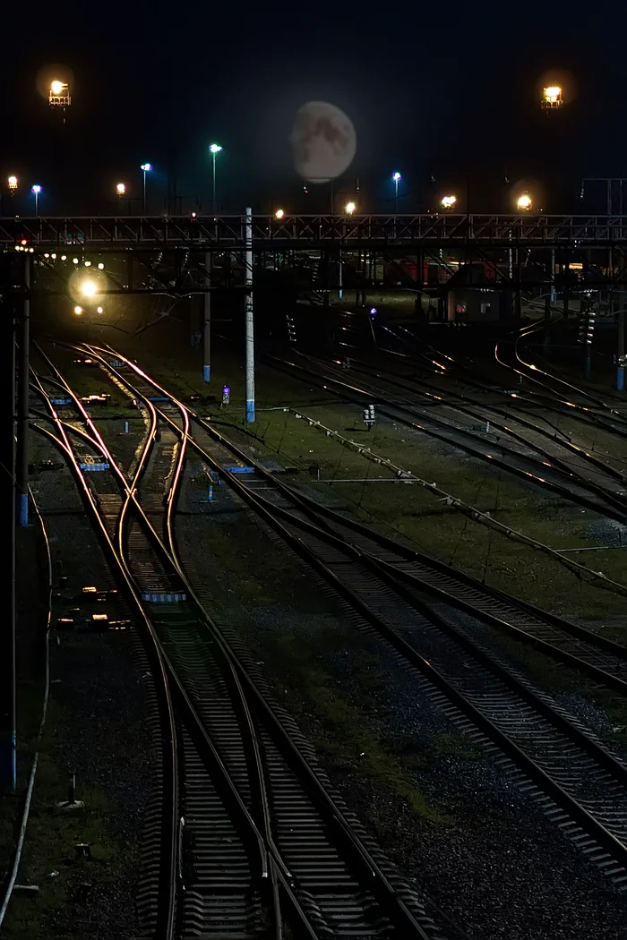 Railway landscape with rising moon - My, The photo, Nikon, Summer, Railway, moon