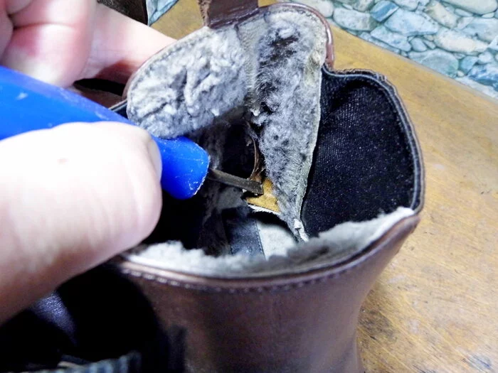 The fur is torn and the hard heel is broken in boots without a zipper - we put a soft heel to the top! - My, Shoe repair, Shoes, Mat, Longpost