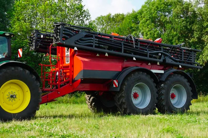 New from Horsch: Leeb Xeric fertilizer spreader - Сельское хозяйство, Tractor, Horsch, Agroscout360, Agricultural machinery, Longpost