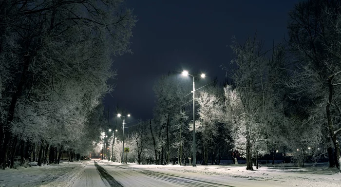 Early morning in my village - My, Krasnoyarsk region, Shushenskoye, The photo, Nikon, Siberia, Morning, Lamp, freezing, Longpost