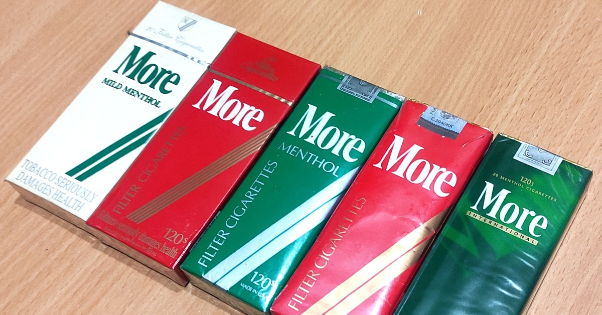 Длинные сигареты купить. Сигареты more Menthol 120. Сигареты more с ментолом 120s. Сигареты 90х. Сигареты more из 90-х.