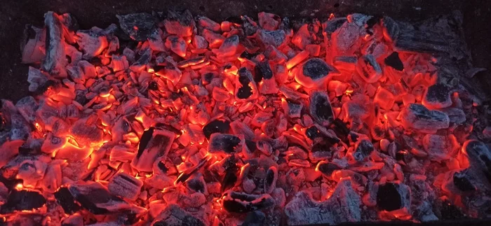 Why not make skewers? - My, Brazier, Fire, Hot coals, Beautiful, Temperature, Coal