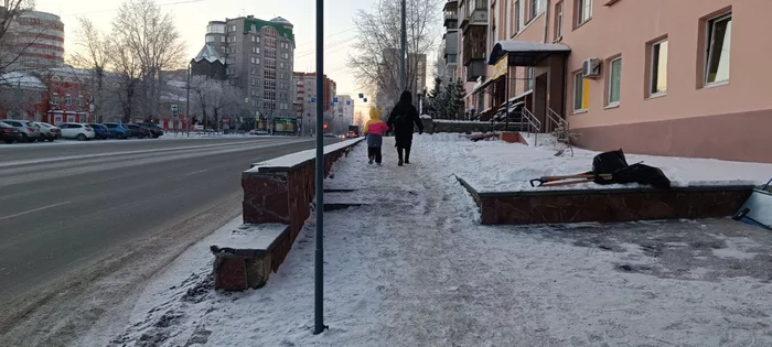 Together with Chistoman cleared the sidewalk - My, Chelyabinsk, Sidewalk, Snow removal, Chistoman, Video, Youtube, Longpost