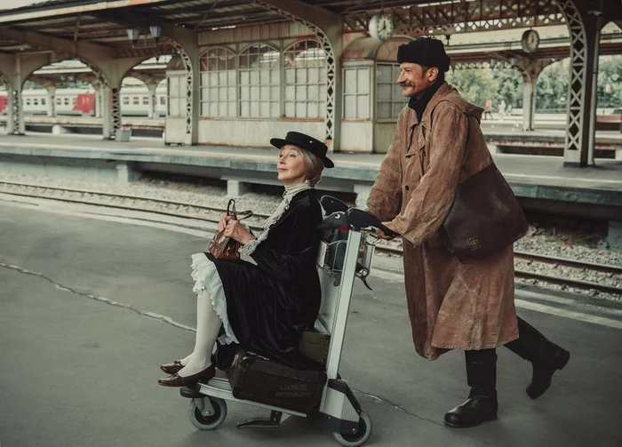 Station for the blue wagon - My, Pechkin, Shapoklyak, Railway station, Eldar Ryazanov, Cosplay, Crossover, Longpost