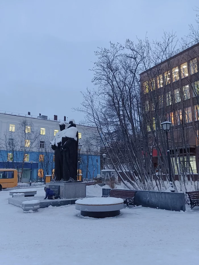 Почти экватор полярной ночи - Мурманск, Полярная ночь, Длиннопост