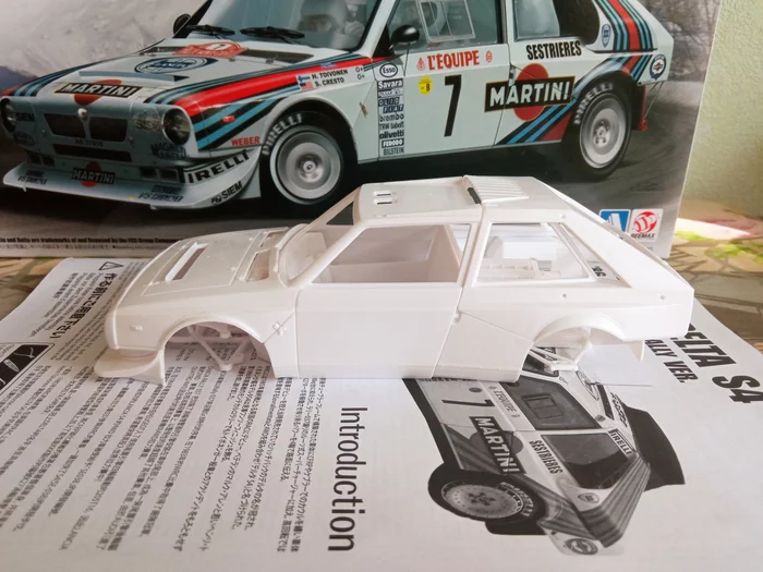 Lancia Delta S4 in 1:24 scale from Beemax - My, Scale model, Modeling, Stand modeling, Lancia, Rally, Longpost