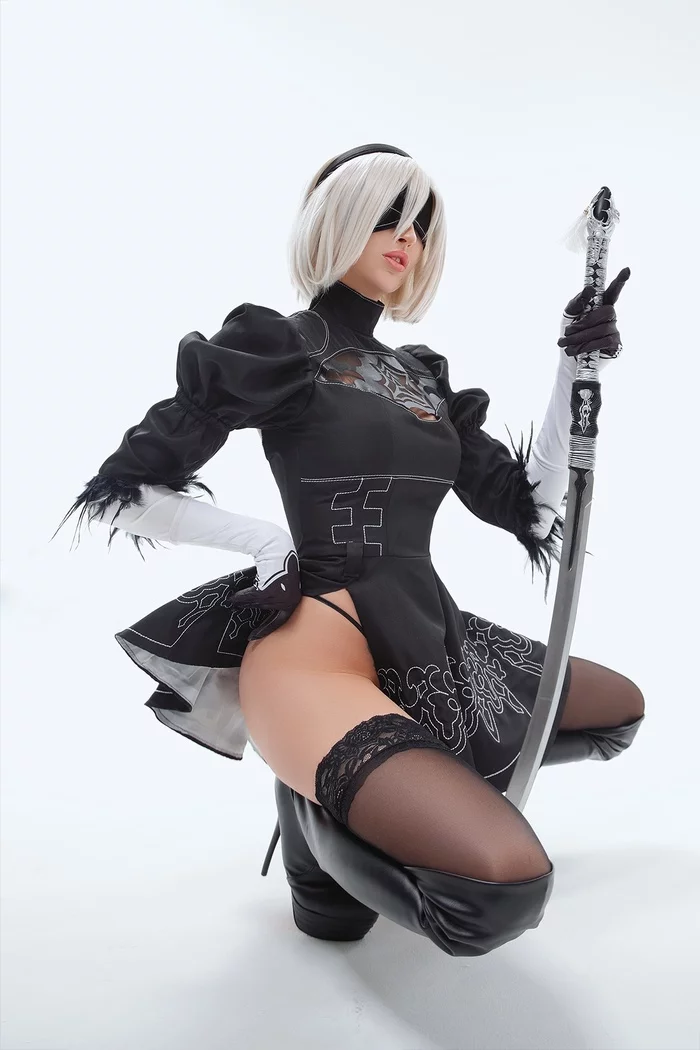 Cosplay on 2B from NieR: Automata - My, Cosplay, Action RPG, RPG, NIER, NIER Automata, Japan, Platinum Games, Playstation 4, Xbox, Video game, Playstation, Yorha unit No 2 type B, Android, Square, Heels, Longpost, Stockings, Treads, Sword, Katana, NSFW