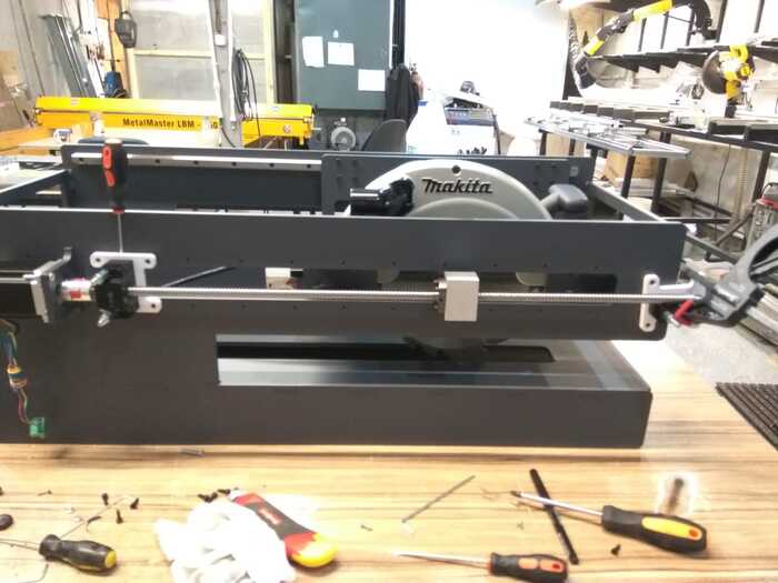 Автоматическая пила для алюминиевого профиля | Пикабу