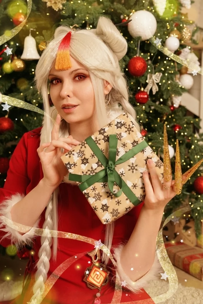 Merry Christmas! - My, Christmas, Girls, Congratulation, Cosplay, Presents, Christmas tree, Ningguang, Genshin impact, Games