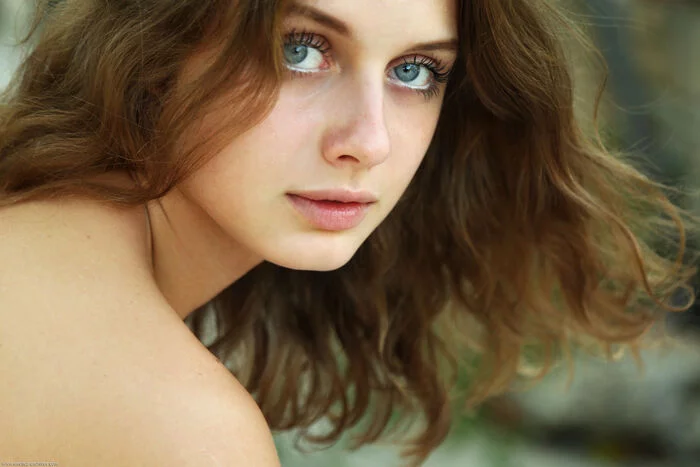 Beautiful eyes - NSFW, Models, Grey eyes, Curls, Girls