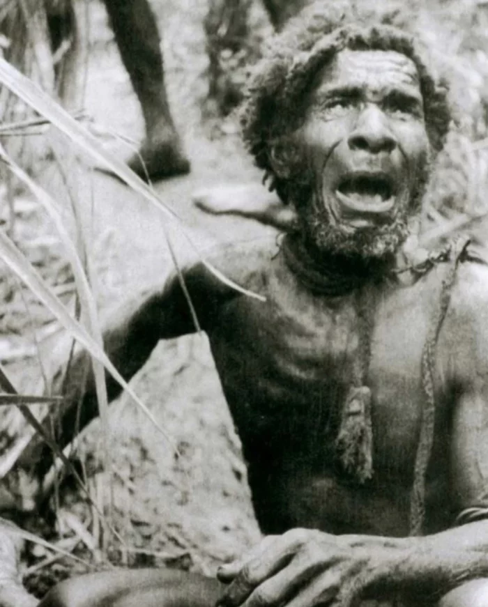 Impressed... - From the network, Story, Papua New Guinea, Old photo, Natives