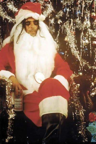 The holiday is coming - Alice Cooper, Glam Metal, Metal, Good music, Heavy metal, New Year, Video, Youtube