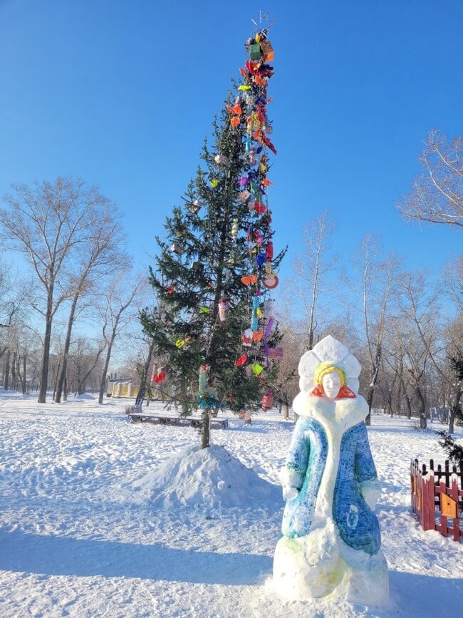 Happy new year ep - New Year, Humor, Barnaul, Negative, Longpost, Snow figures, Playground, Children