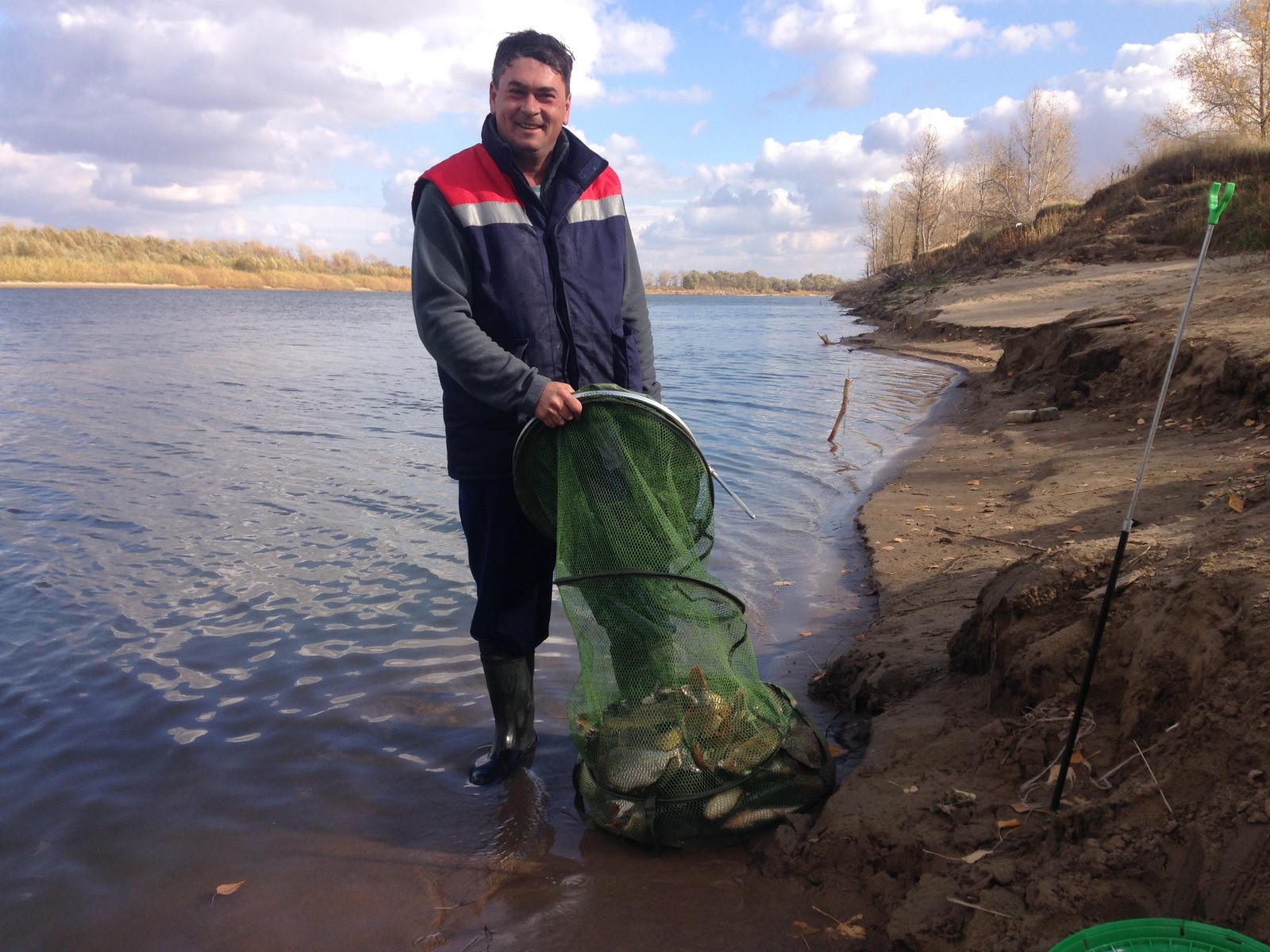 Погода ахтуба волгоградская область на 10 дней. Ахтуба, село Михайловка. Рыбалка на Ахтубе. Рыбалка на Ахтубе в Михайловке. Рыбалка в Михайловке.