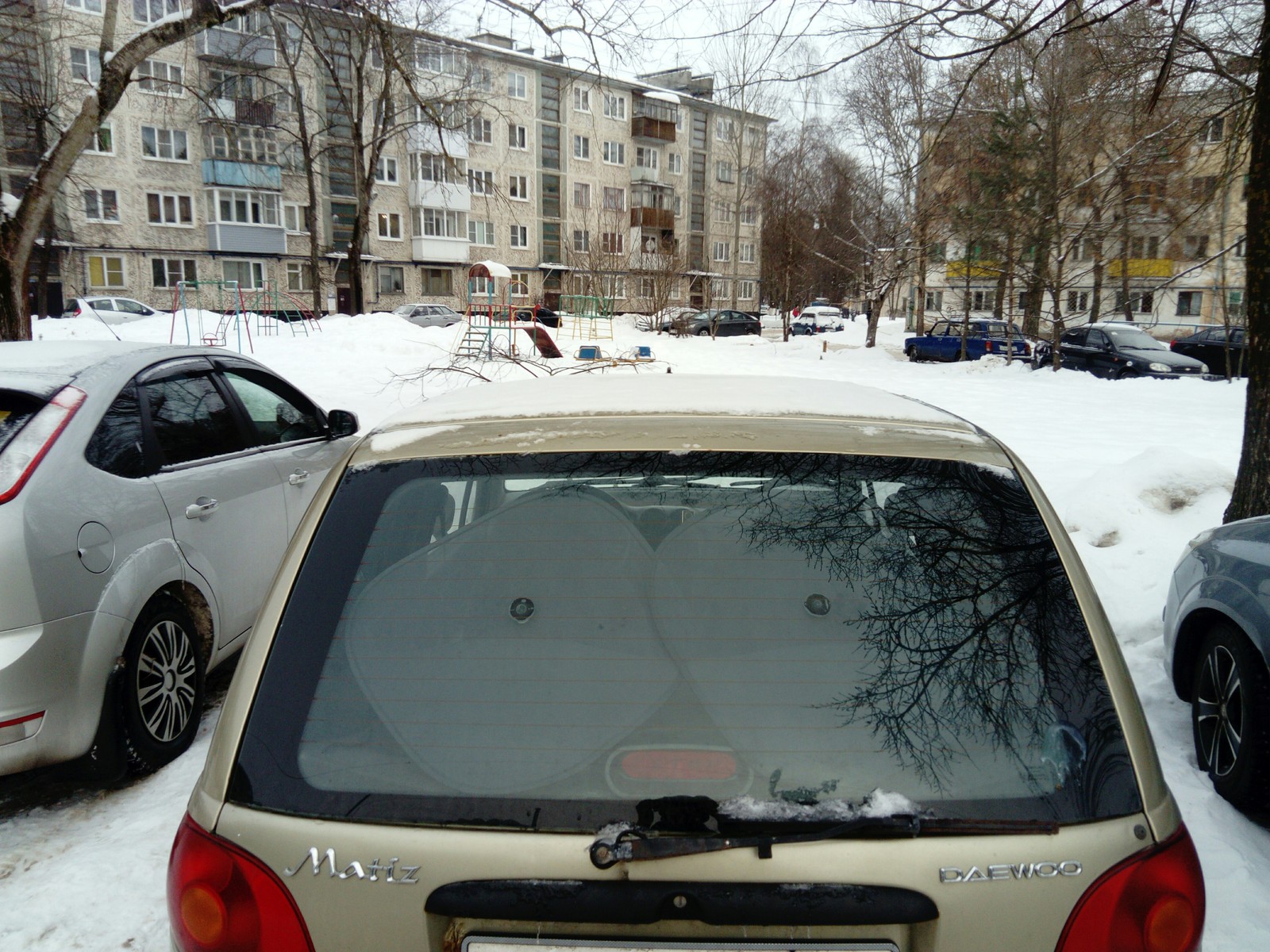 Face muzzle.. - My, Pareidolia, Iseefaces, I see faces, YaviЕѕulica, Stubbornness, Minions, Daewoo matiz, archive, Longpost