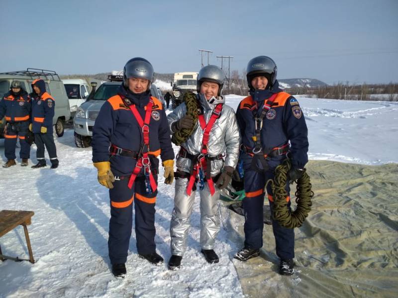 Rescuers of Yakutia tested a new special suit made of innovative material - South Korean bamboo military fiber! - Rescuers, Nanosuit, Innovations, Longpost, Ministry of Emergency Situations, Hotu Tent