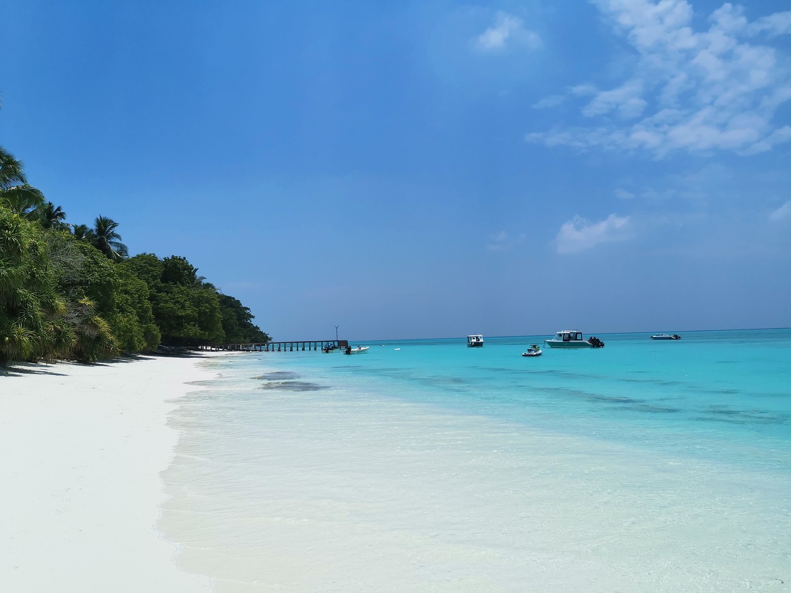 What does a beach in the top 10 beaches in the world look like. - My, Honeymoon, Maldives, Beach, Longpost