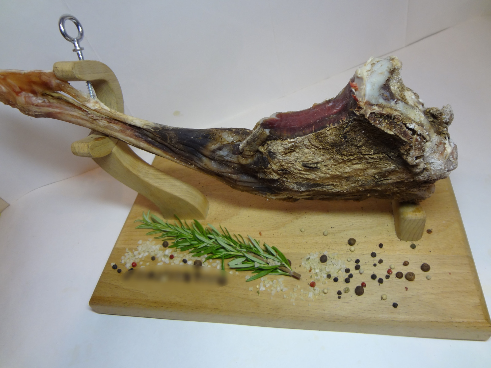 Dried leg of lamb / homemade jamon - My, Jamon, Meat, Leg of lamb, Raw dried meat, Basturma, Beer snack, dried meat, Yummy, Video, Longpost