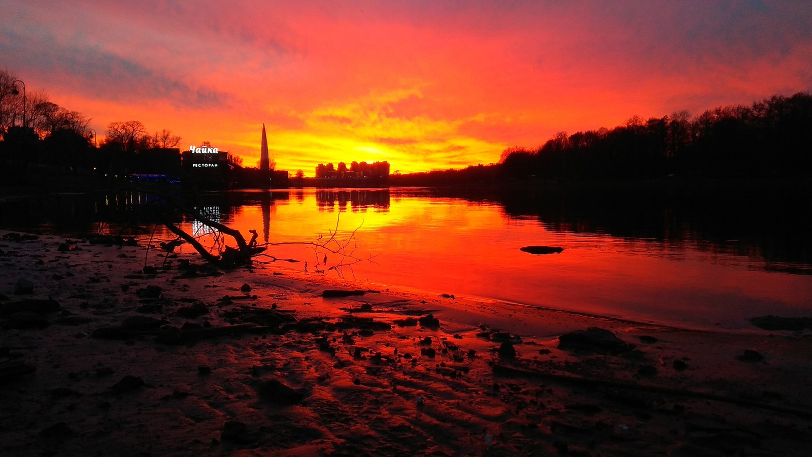 The city of Petra in red.. - Saint Petersburg, Sunset, Red Sky, Spring, Walk, Romance, Sky