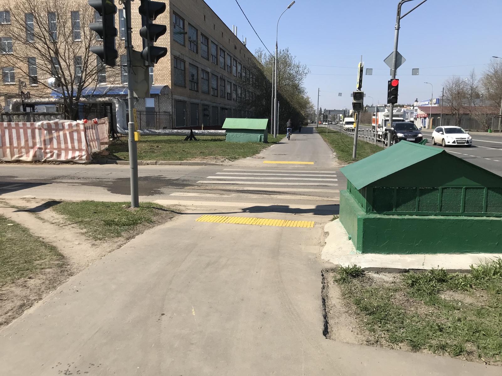 Someone said that Zelenograd is a European city? - My, Zelenograd, Housing and communal services, Purity, Deception, Corruption, Saw cut, Dust, Dirt, Video