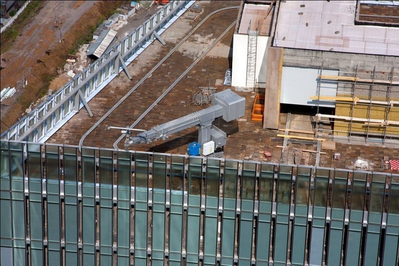 On rails for the clouds: how to wash the glass in a skyscraper - Facade, Lakhta Center, Technologies, Industrial alpinism, Longpost