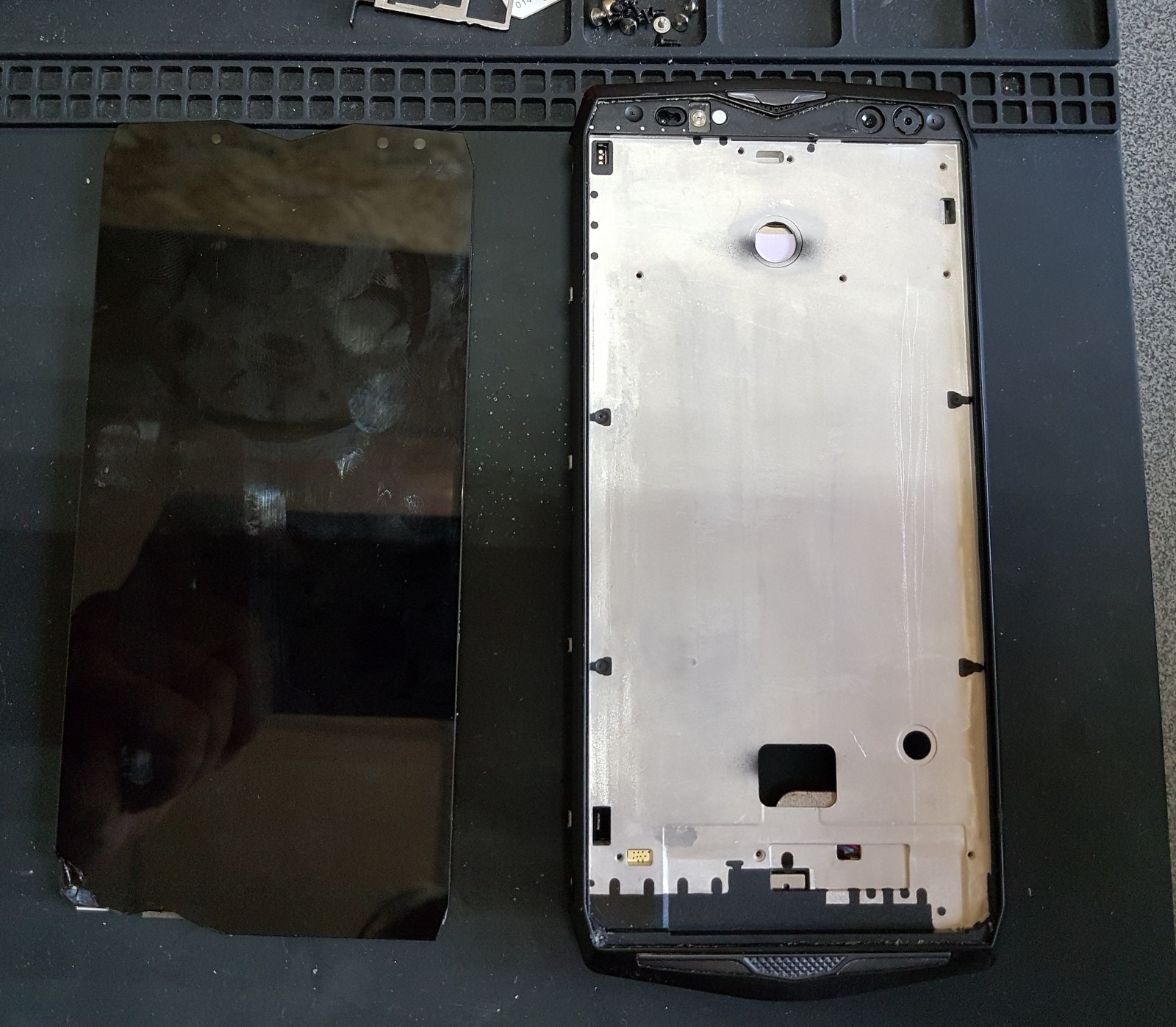 Plywood glass Ulefone power 5 - My, Repair of equipment, Glass replacement, Ulefone, Longpost, Poltava