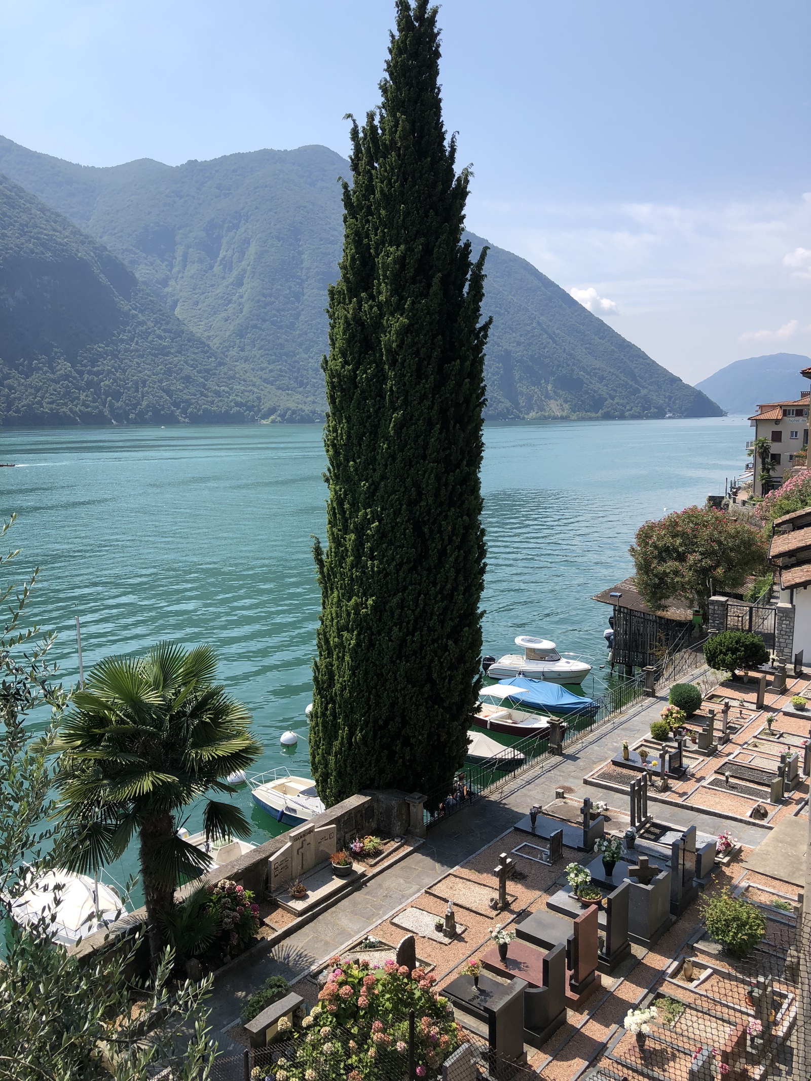 Cemetery in Italian Switzerland - My, Cemetery, Switzerland, Glamor, A boat