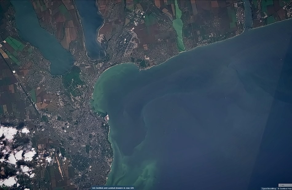 Green sea in Odessa - Sea, Odessa, Dirt, Longpost