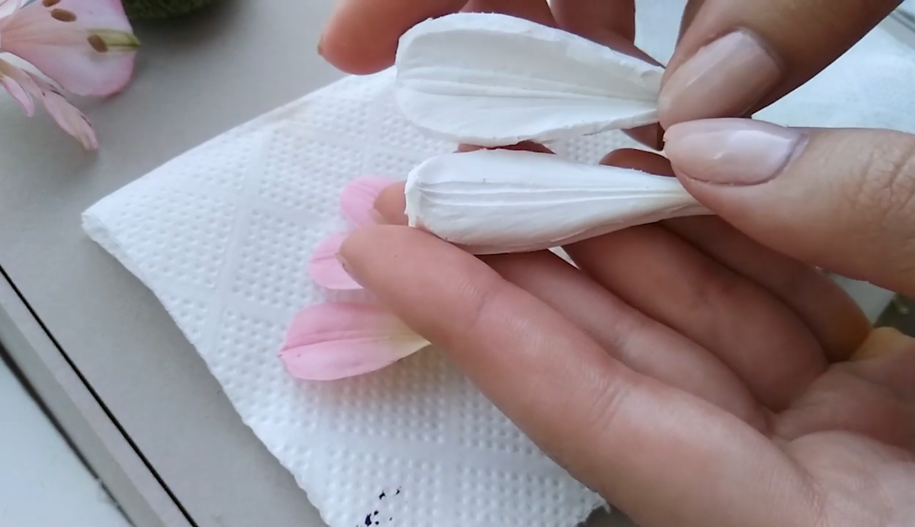 How do I make flowers? - My, Cold porcelain, Handmade, Needlework with process, Lesson, Лепка, Flowers, Video, Longpost