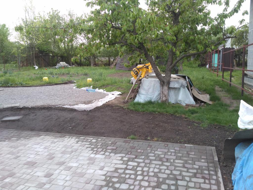 Lucky story. - My, Landscape design, Lawn, Dacha, With your own hands, Longpost