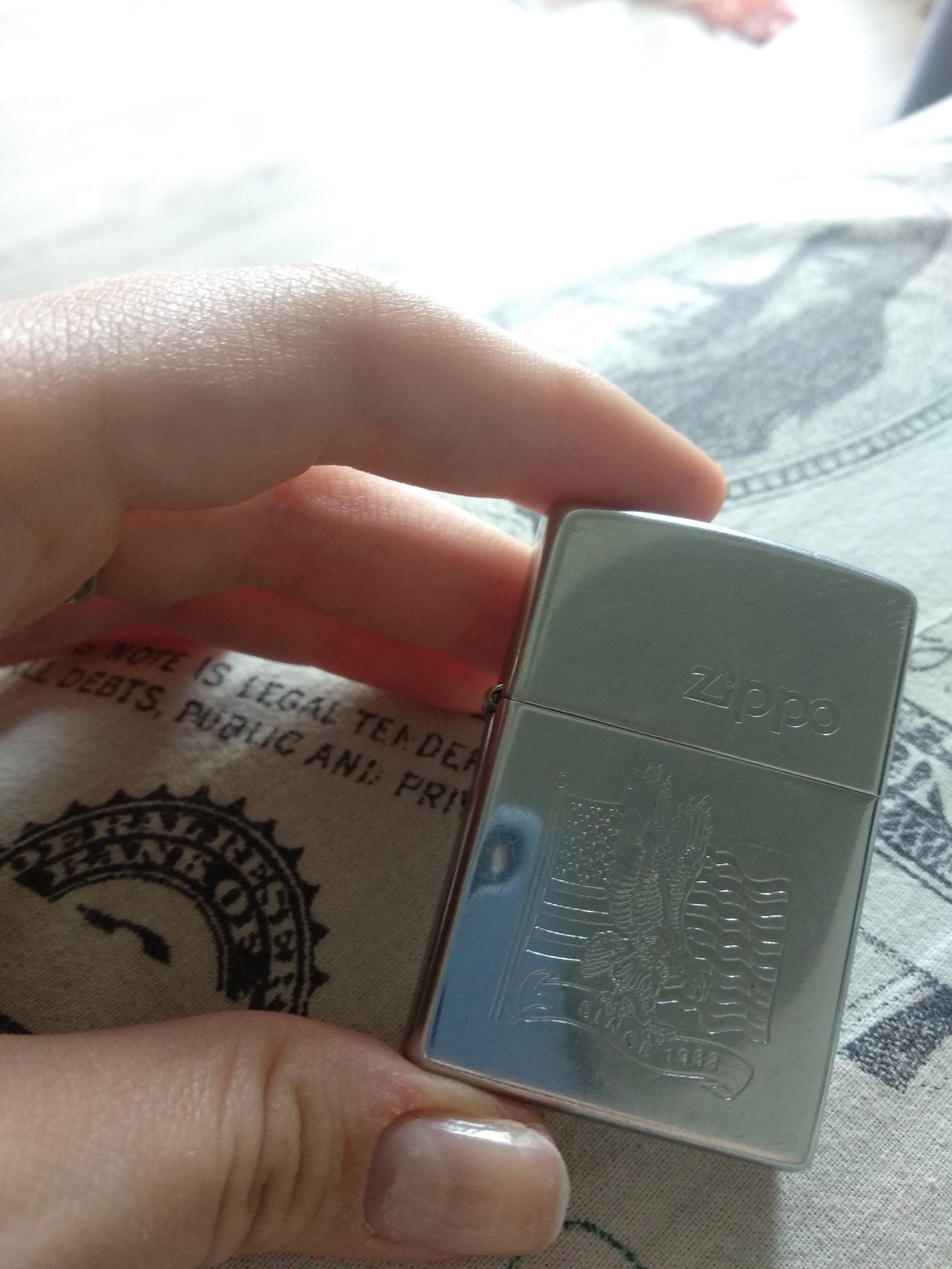 Помогите узнать стоимость этой зажигалки zippo | Пикабу