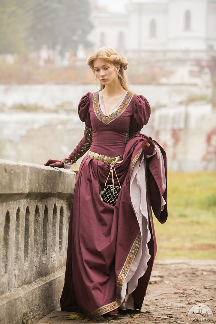 Medieval dress Princess in exile in 2019 - The photo, Princess, The dress, Cloth, Longpost