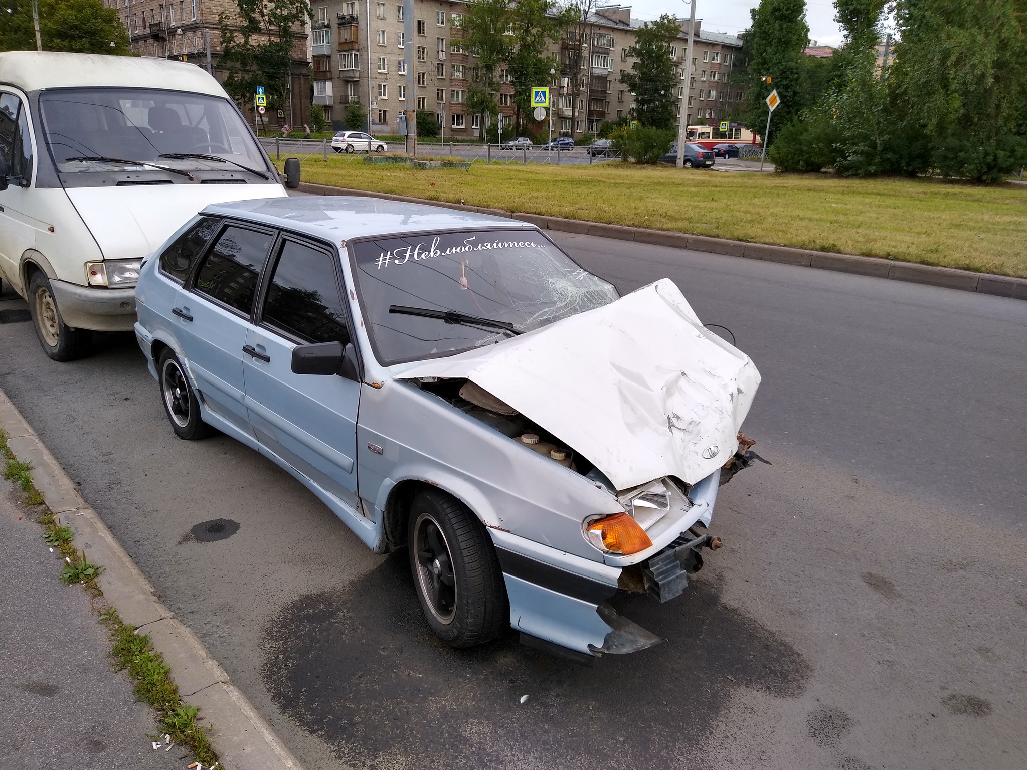 Don't fall in love. - My, The photo, Car, Love, Smashed