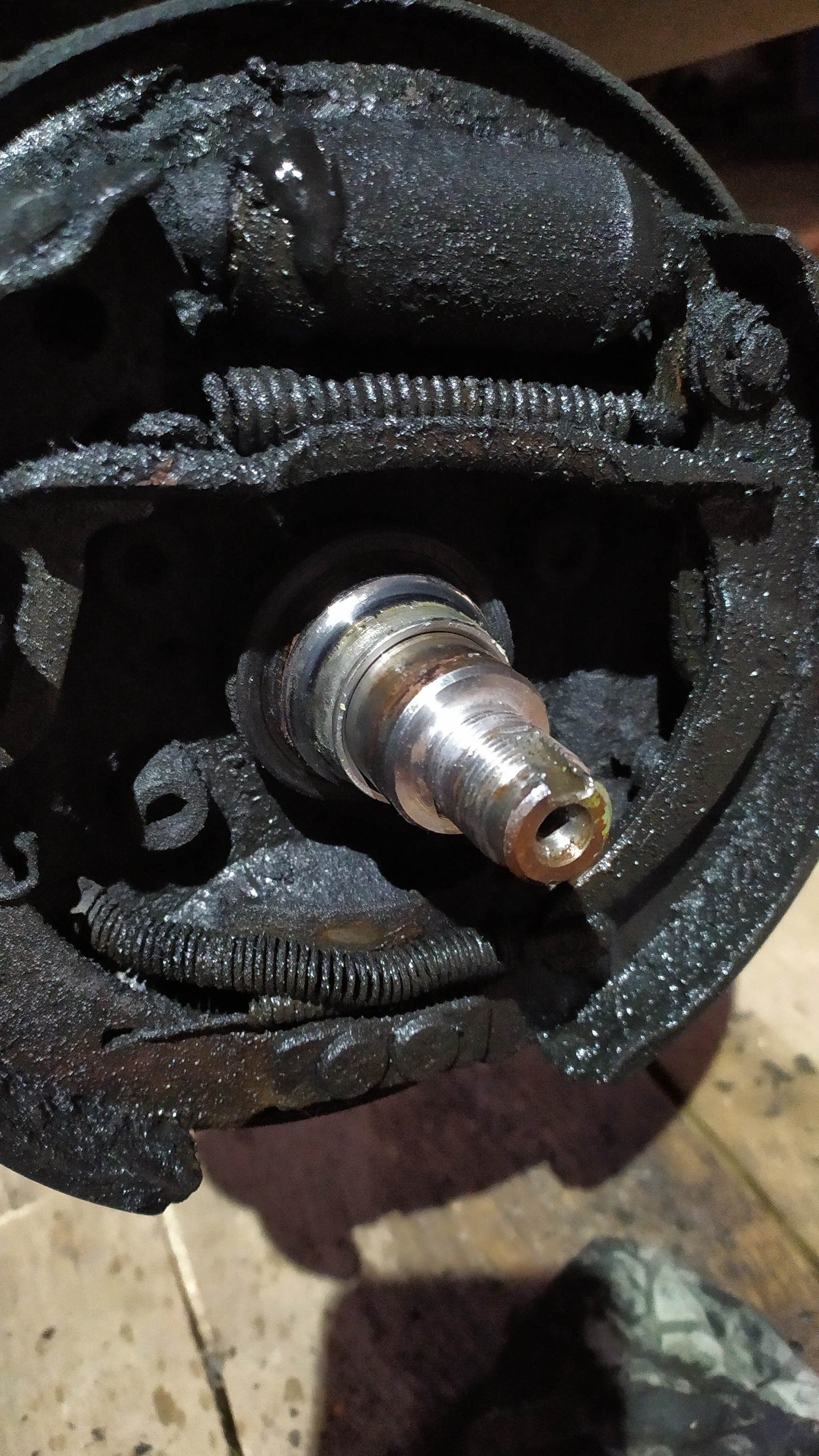 I wanted to replace only the brake cylinder, and then it started ... - My, Lada, Lada Kalina, Repair, Auto repair, Longpost, No rating