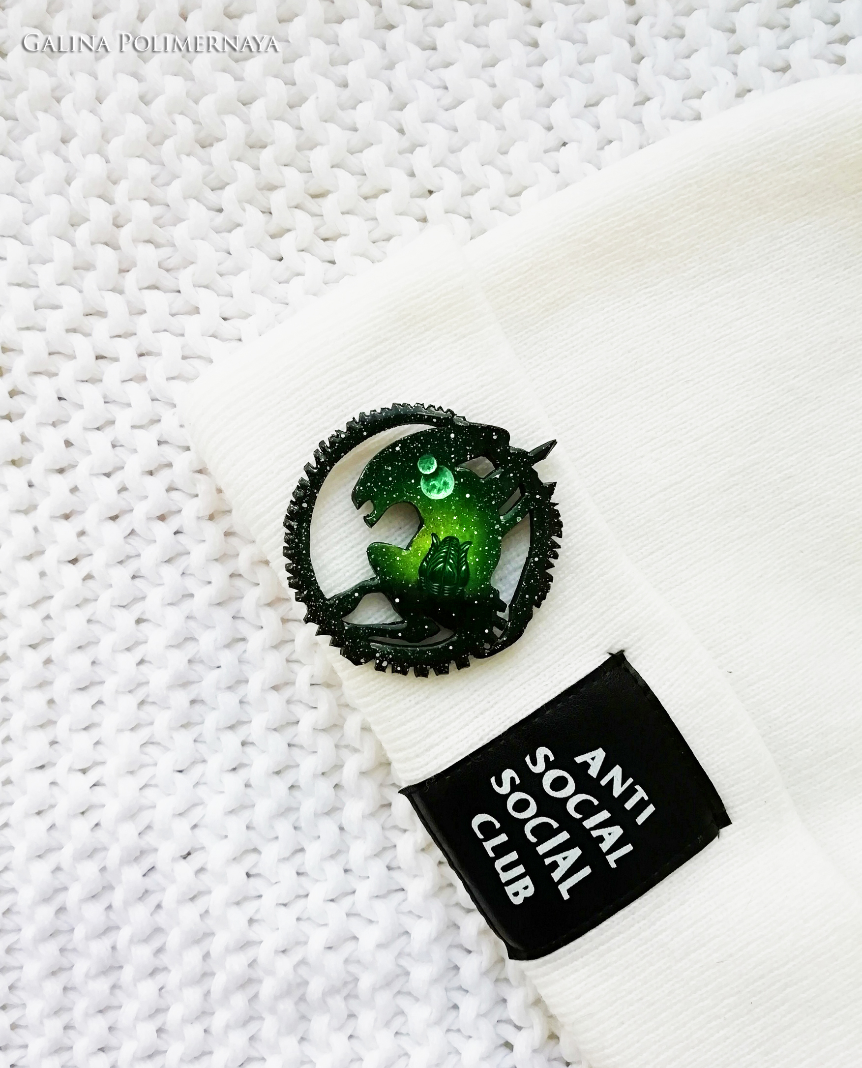 xenomorph double two - My, Stranger, Xenomorph, Brooch, Needlework without process, Painting, Handmade, Longpost