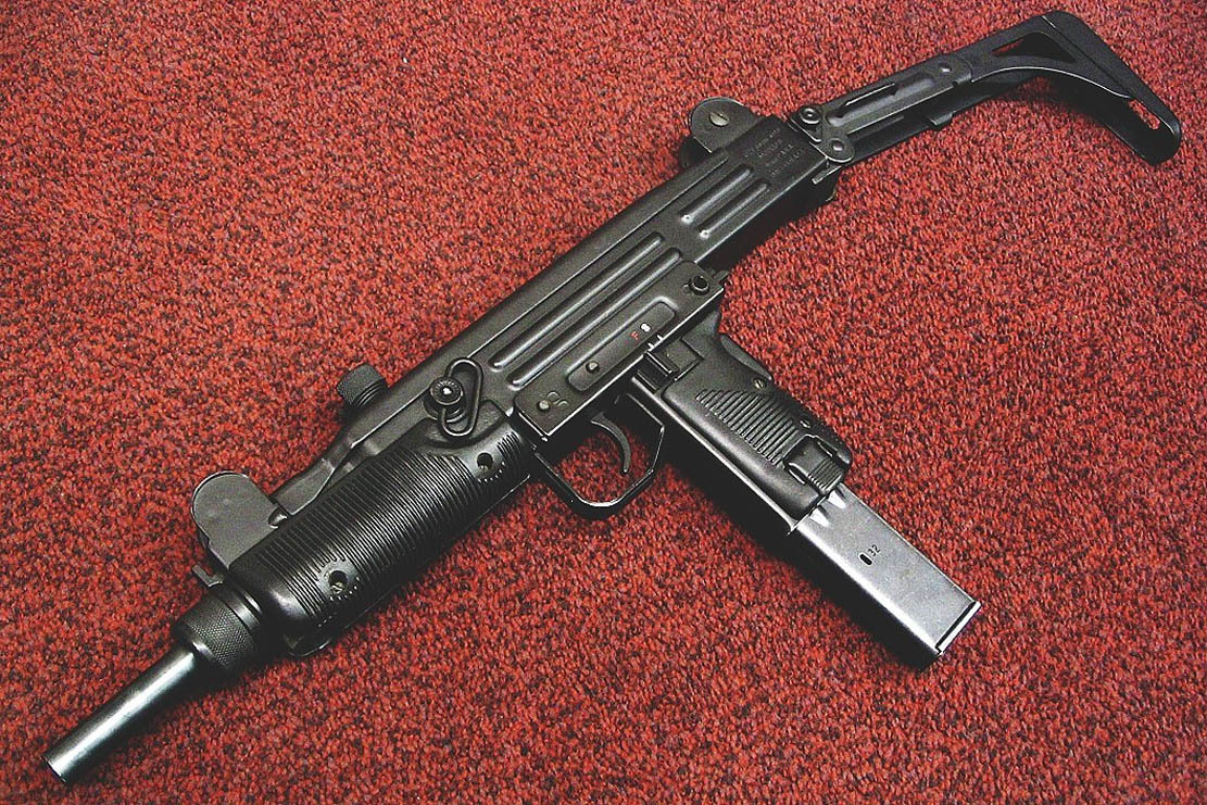 An interesting weapon in old action movies. - My, Weapon, Shotgun, Grenade launcher, Боевики, Films of the 90s, Longpost