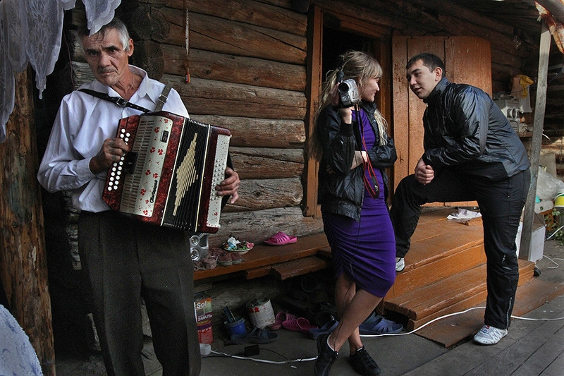 “Wedding without glamor” and the original village of Bobrovka in photographs by Alexey Malgavko - Wedding, Village, Longpost, A selection, Village