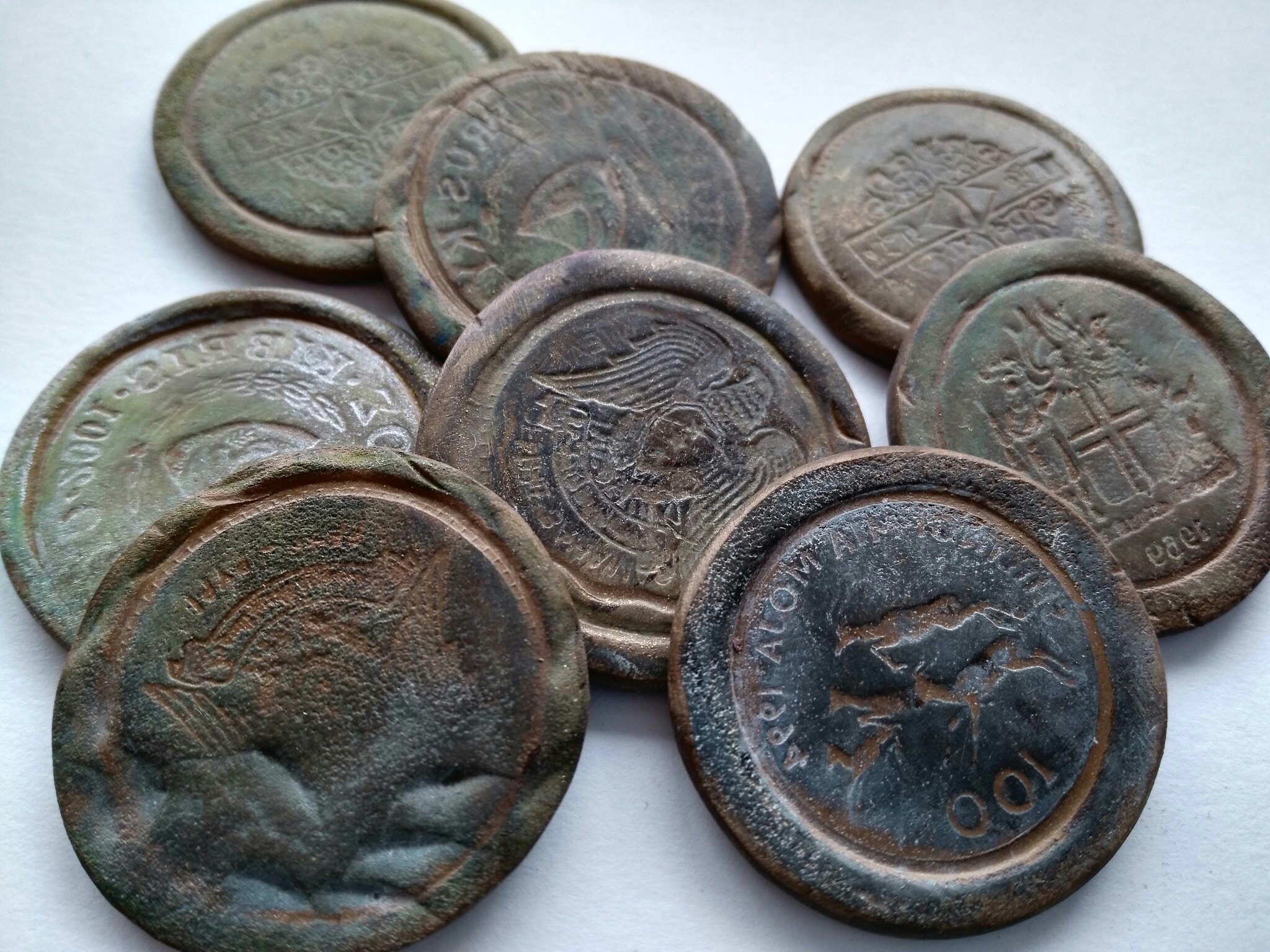 Чеканка первой в мире монеты 5 класс. Чеканка монет. Первая чеканка монет. Старинная чеканка монет. Чеканить монеты.