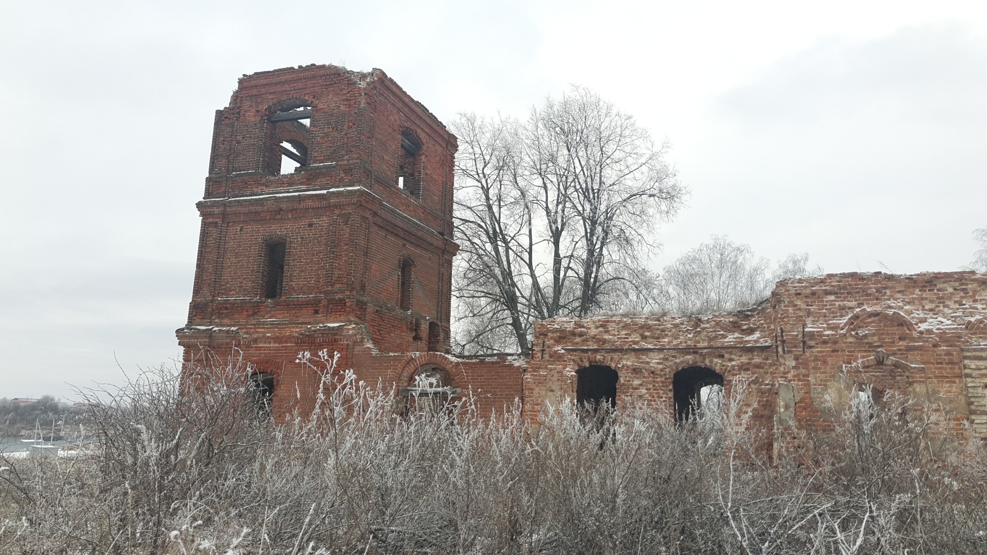 Destroyed church in Korokhotkino near Smolensk - My, Church, Abandoned, Abandoned place, Old buildings, Travels, Travel across Russia, Travelers, Longpost