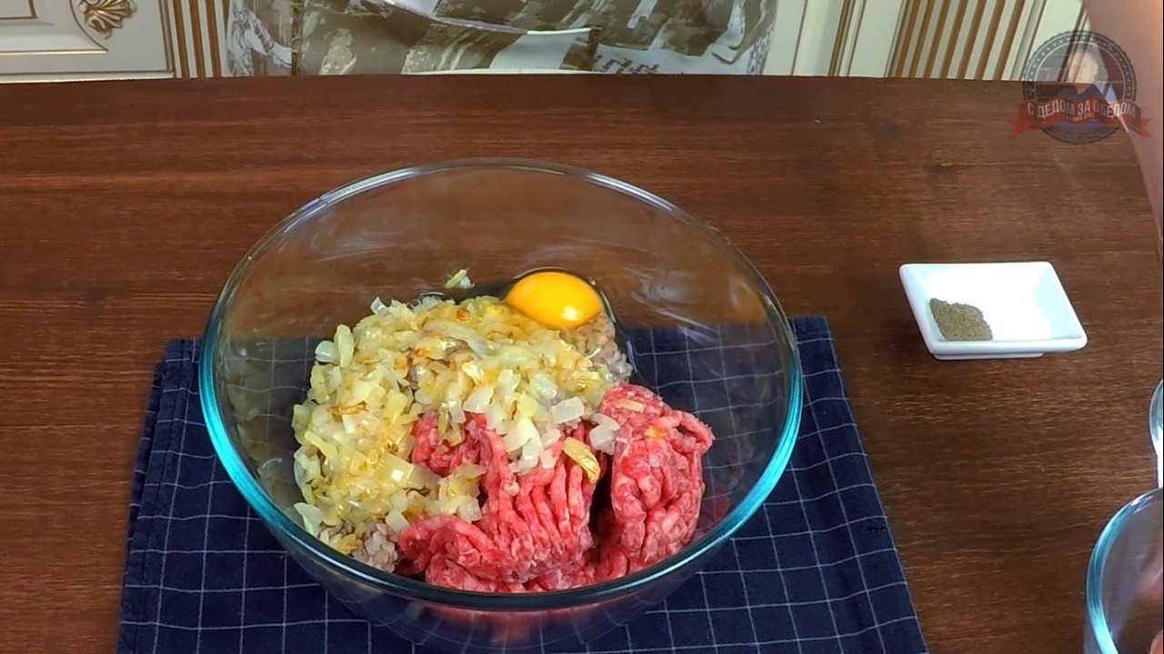 Ground beef and buckwheat cutlets - My, Food, Cutlets, Cooking, Recipe, With grandfather at lunch, Video, Longpost, Video recipe